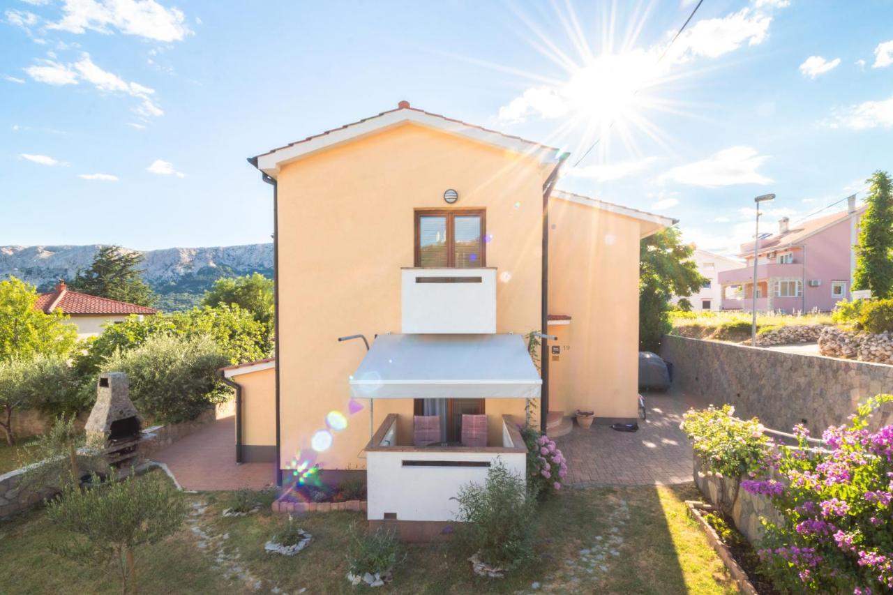 Apartments Dujmovic With Terrace Baska  Exterior photo