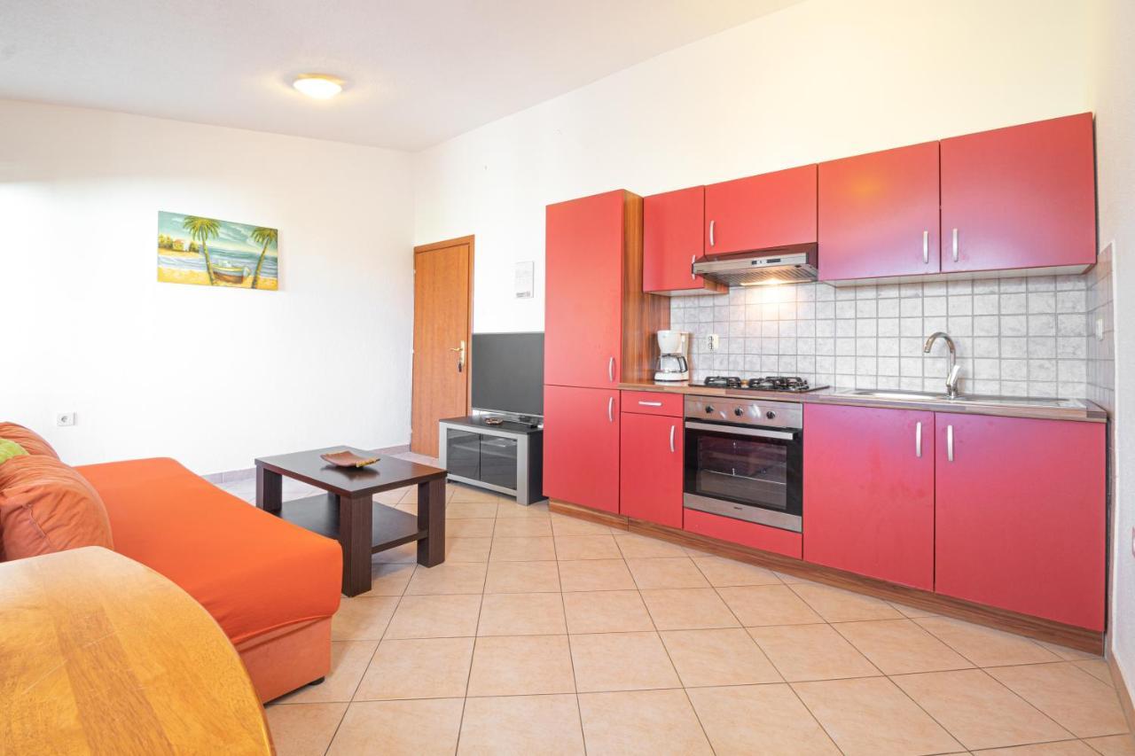 Apartments Dujmovic With Terrace Baska  Exterior photo