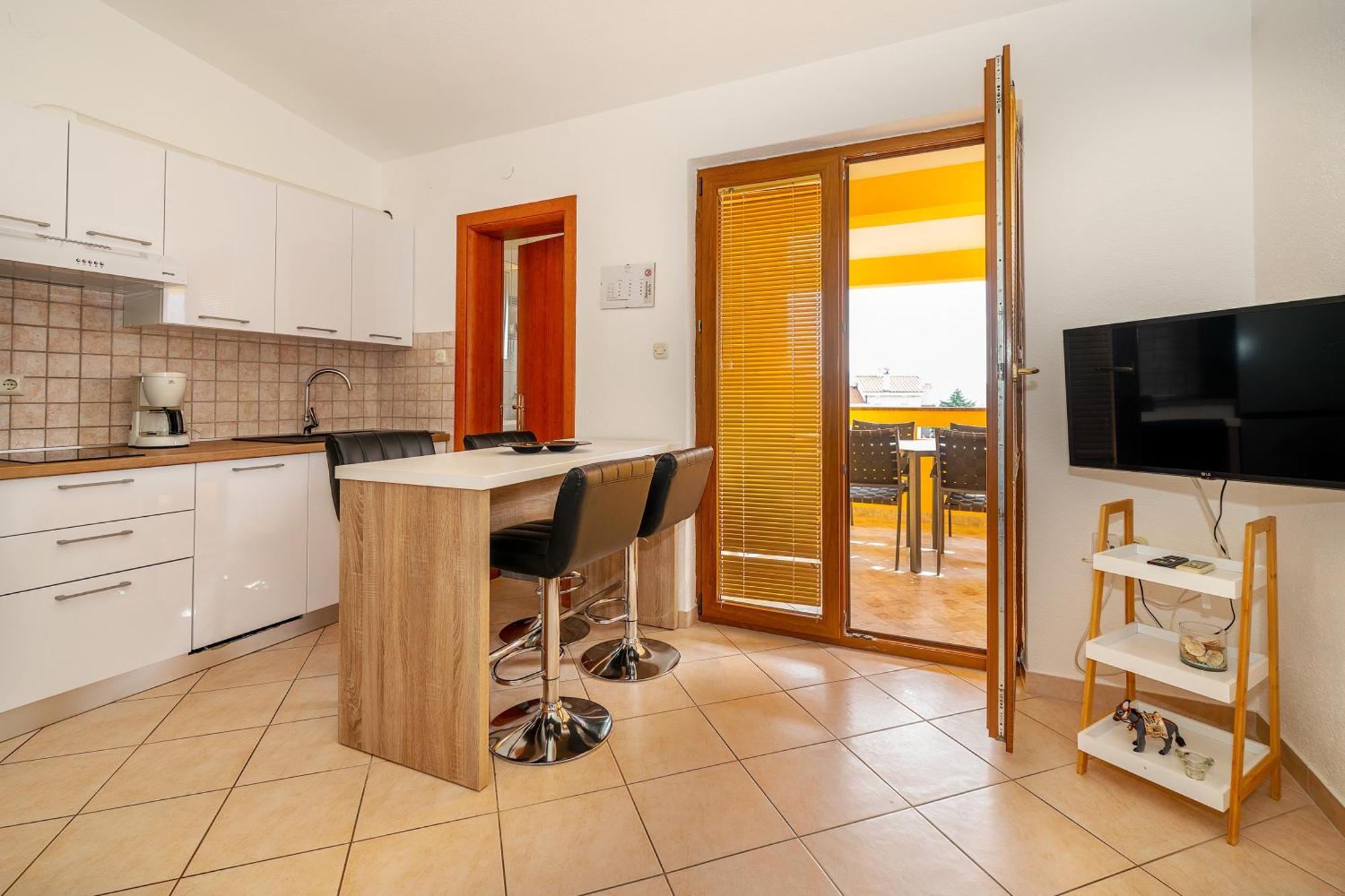 Apartments Dujmovic With Terrace Baska  Exterior photo